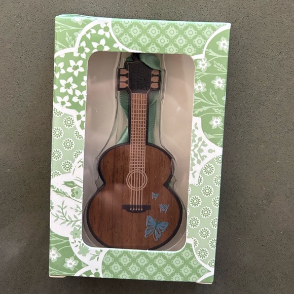 NWT Taylor Swift Debut Ornament - Picture 4 of 5